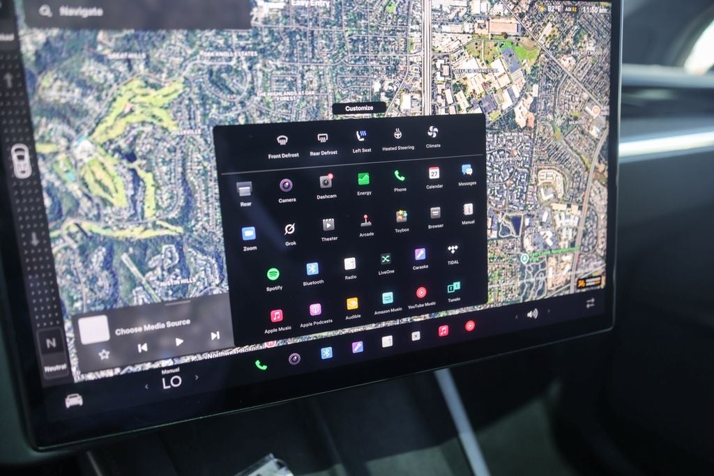 2023 Tesla Model X Base