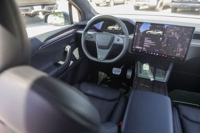 2023 Tesla Model X Base