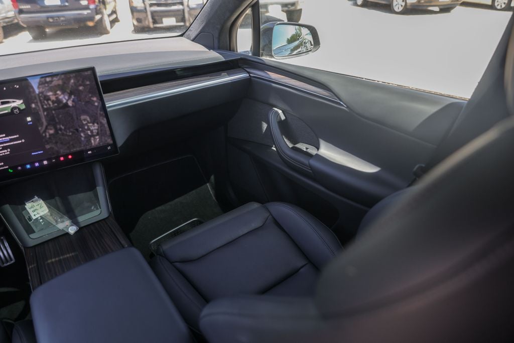 2023 Tesla Model X Base