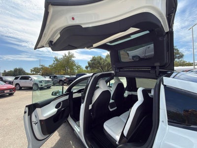 2023 Tesla Model X Base