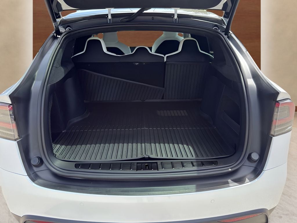 2023 Tesla Model X Base