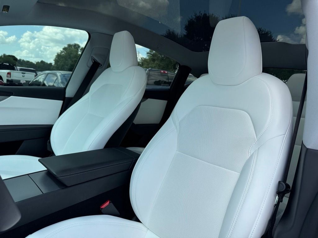 2026 Tesla Model Y Premium