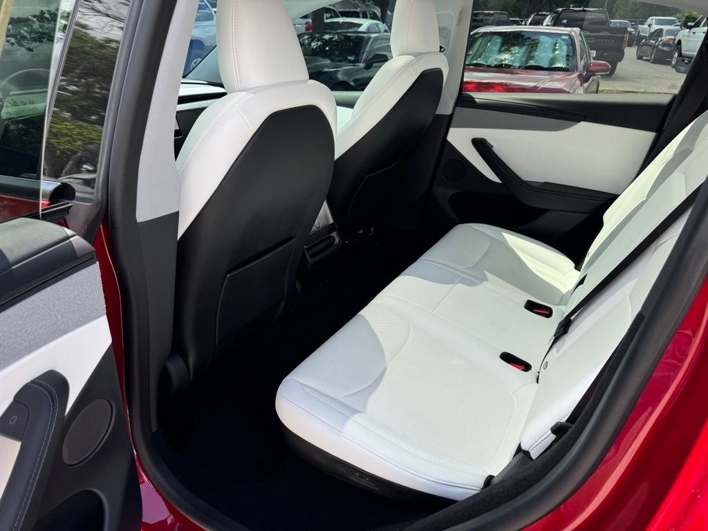2026 Tesla Model Y Premium