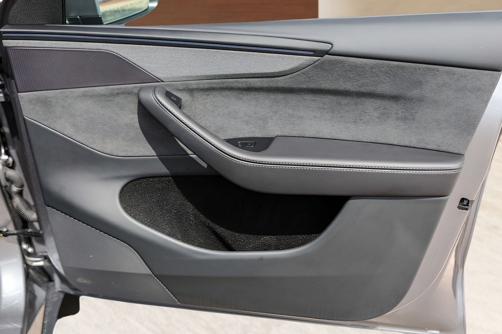 2026 Tesla Model Y Long Range