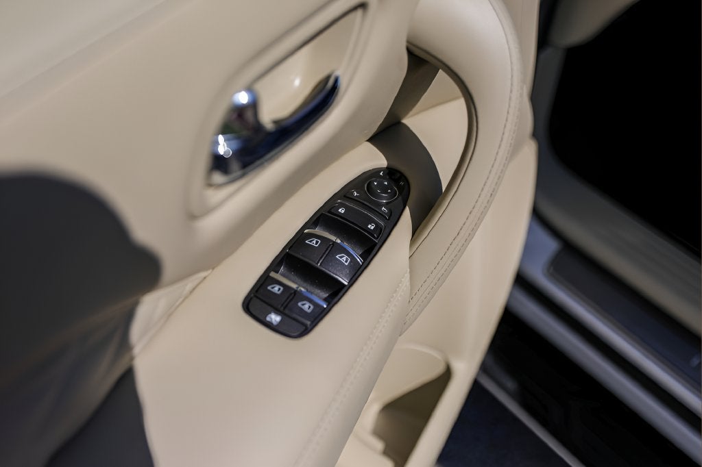 2022 INFINITI QX80 Sensory