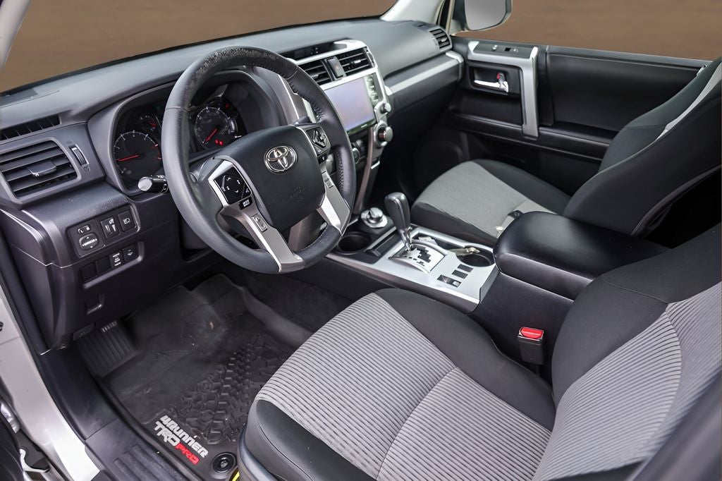 2022 Toyota 4Runner SR5