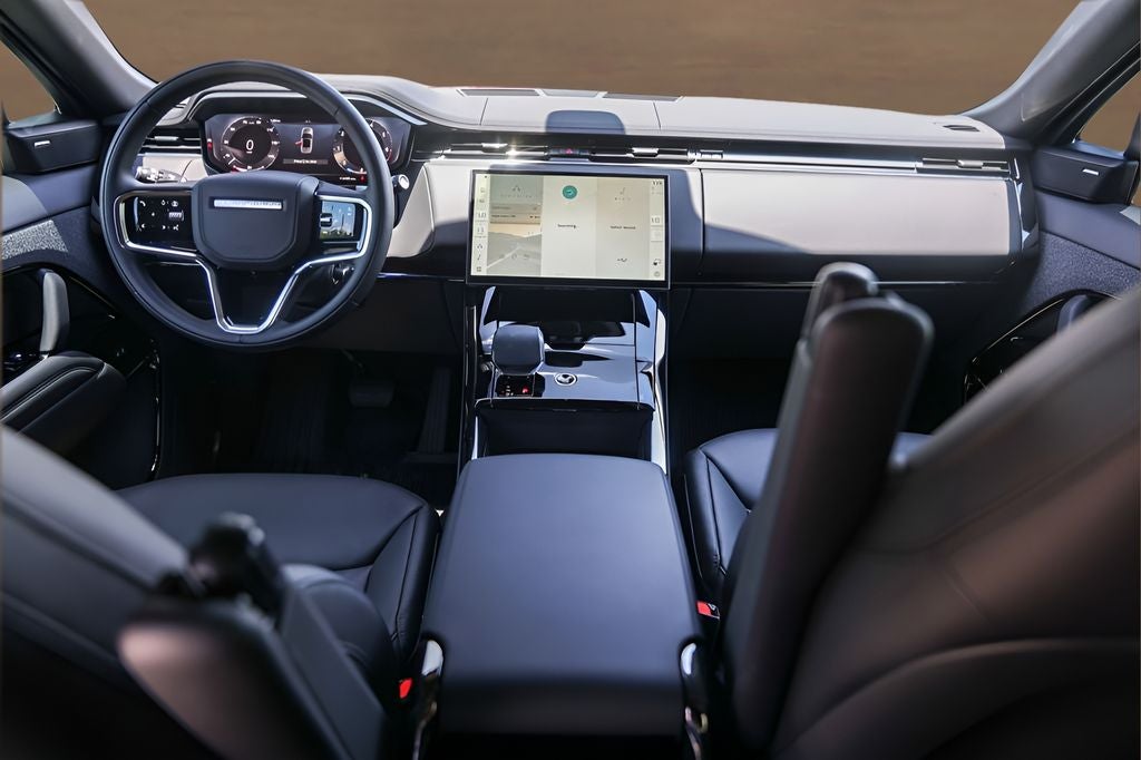 2026 Land Rover Range Rover Sport SE