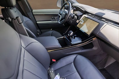 2026 Land Rover Range Rover Sport SE