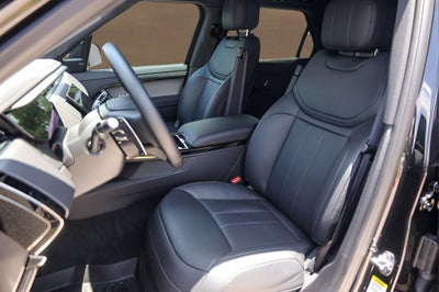 2026 Land Rover Range Rover Sport SE