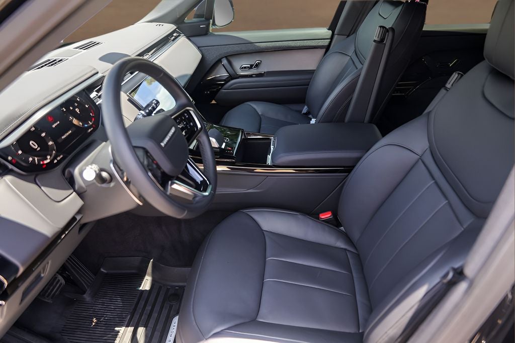 2026 Land Rover Range Rover Sport SE