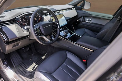2026 Land Rover Range Rover Sport SE