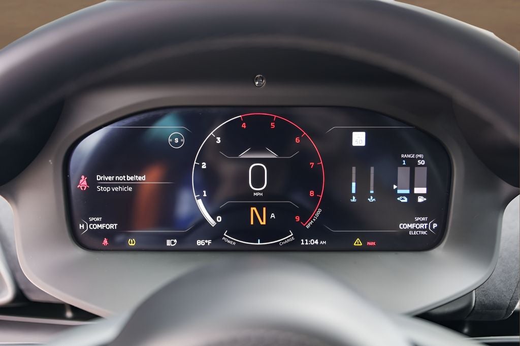 2023 McLaren Artura Base