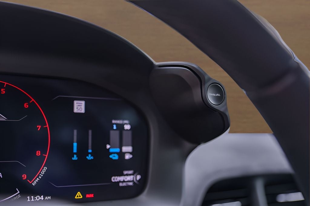 2023 McLaren Artura Base