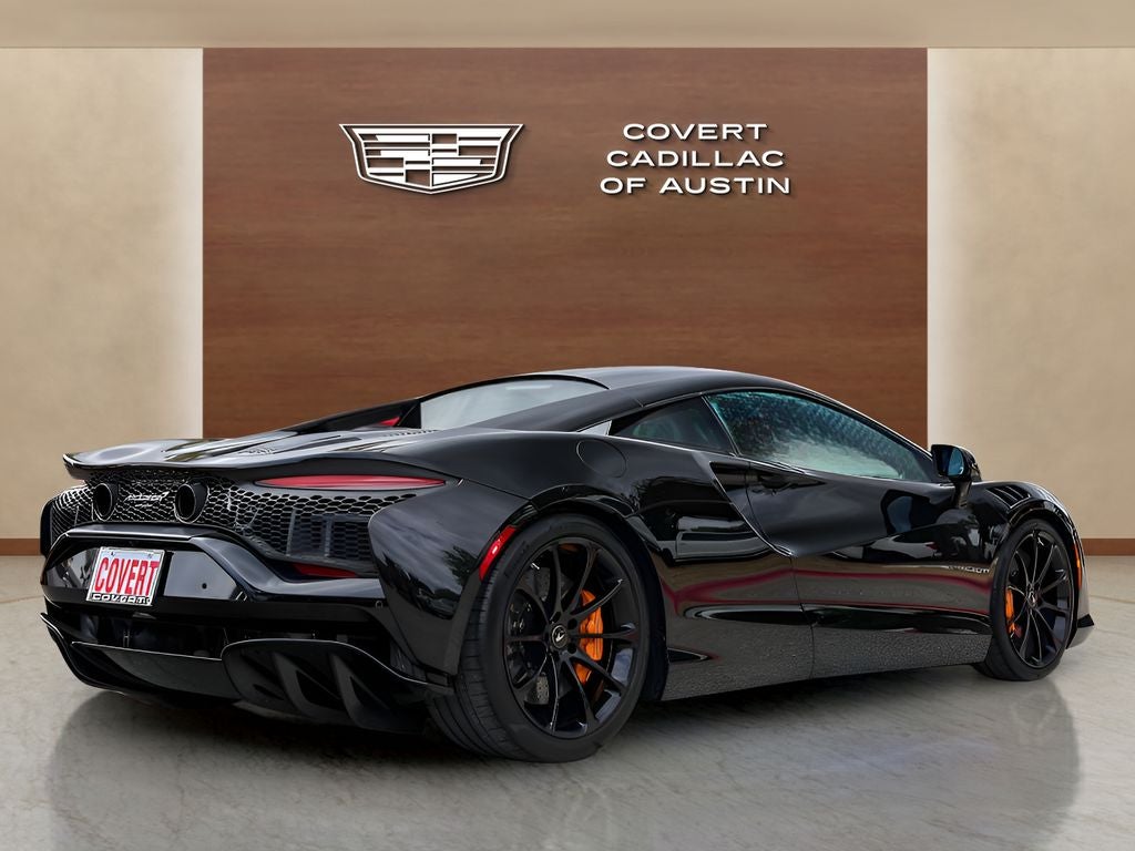 2023 McLaren Artura Base