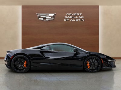 2023 McLaren Artura Base