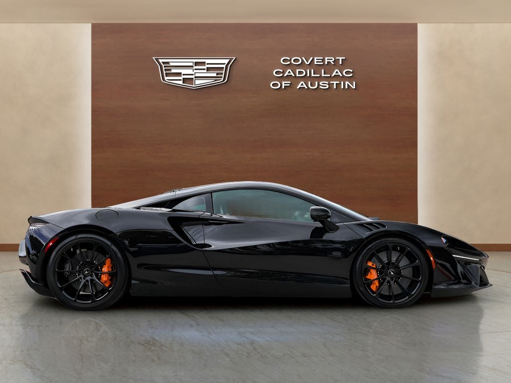 2023 McLaren Artura Base