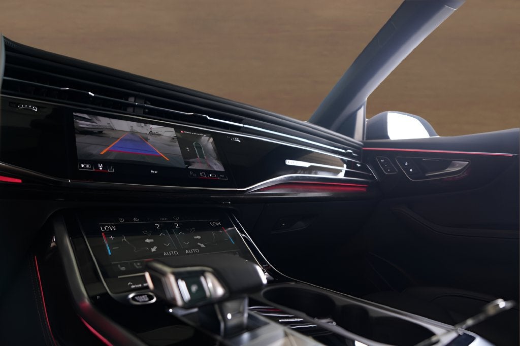 2025 Audi Q8 55 Prestige quattro