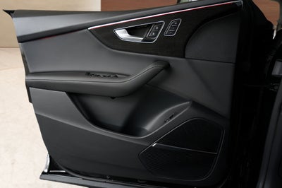 2025 Audi Q8 55 Prestige quattro