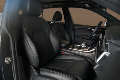 2025 Audi Q8 55 Prestige quattro