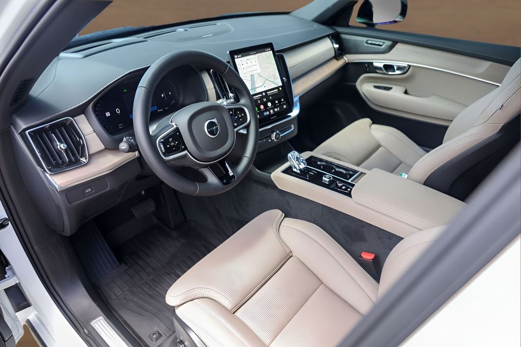 2026 Volvo XC90 B6 Ultra
