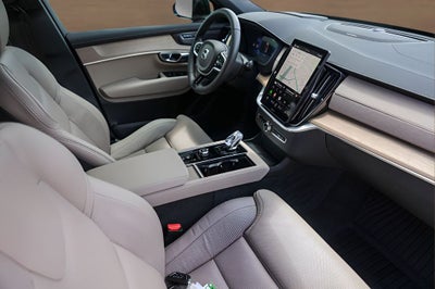 2026 Volvo XC90 B6 Ultra