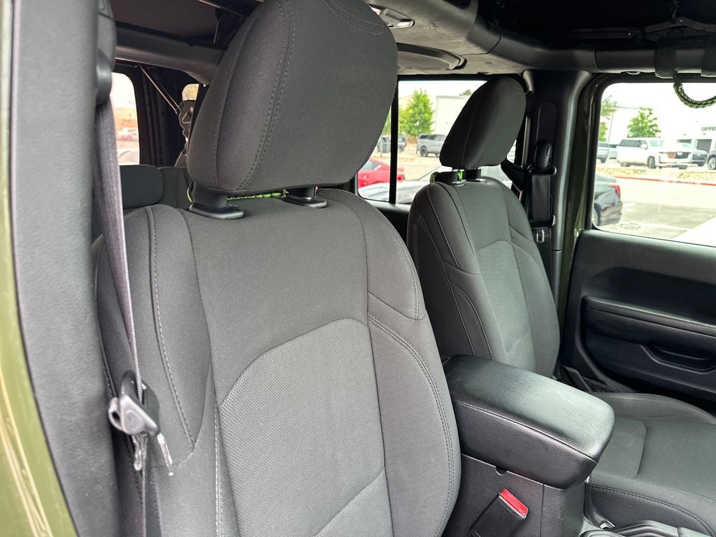 2022 Jeep Wrangler Unlimited Sport