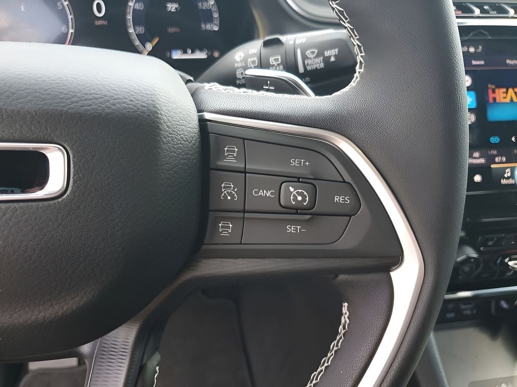 2025 Jeep Grand Cherokee Altitude X AEV
