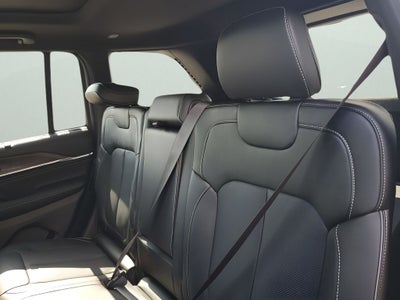 2025 Jeep Grand Cherokee Overland