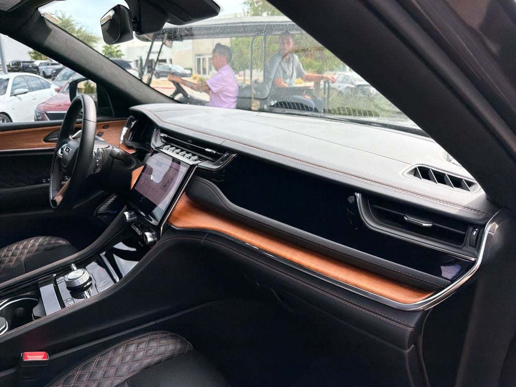 2023 Jeep Grand Cherokee Summit Reserve