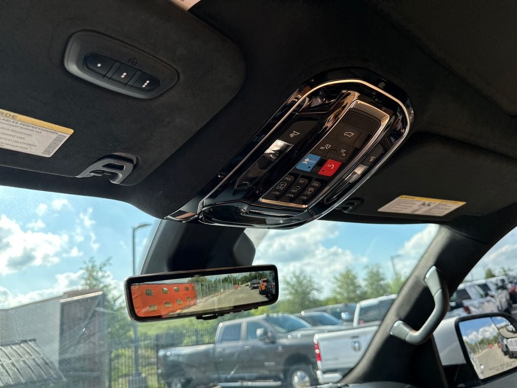 2022 Jeep Grand Wagoneer Series III