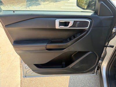 2021 Ford Explorer Base