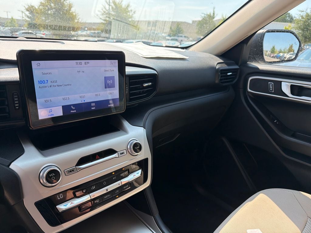 2021 Ford Explorer Base