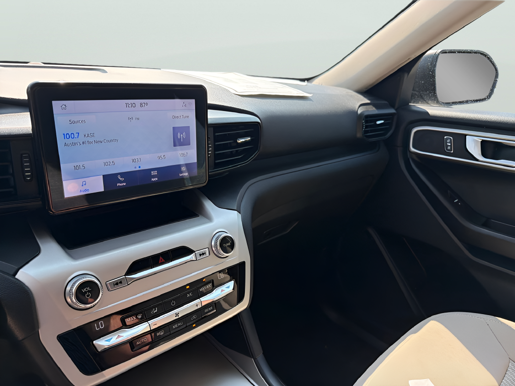 2021 Ford Explorer Base