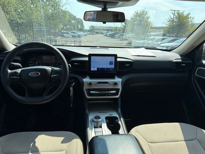 2021 Ford Explorer Base