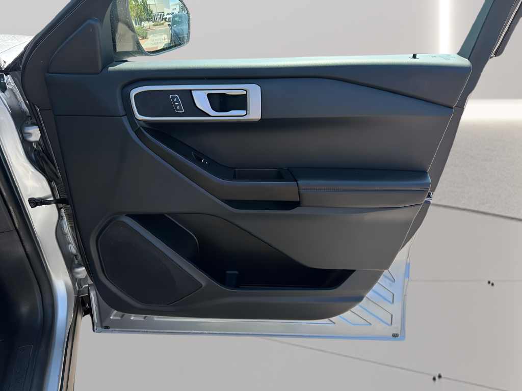 2021 Ford Explorer Base