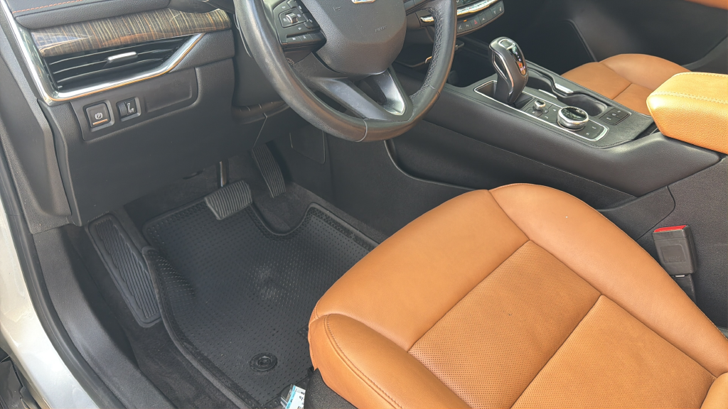 2019 Cadillac XT4 Premium Luxury