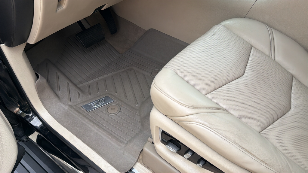 2020 Cadillac Escalade ESV Premium