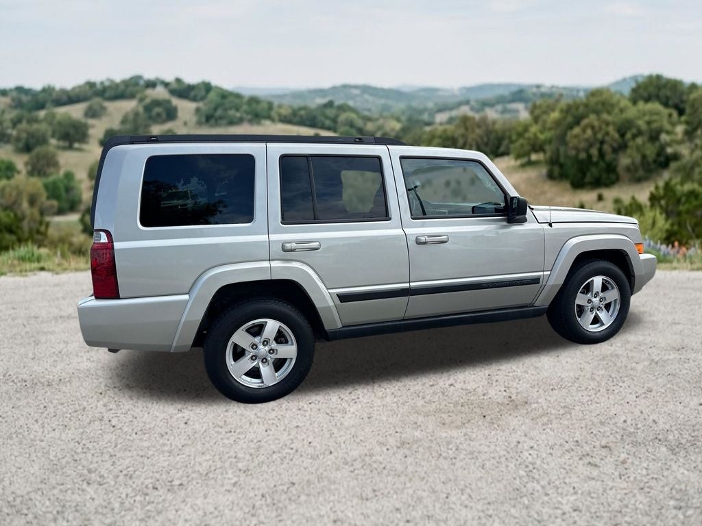 2008 Jeep Commander Sport
