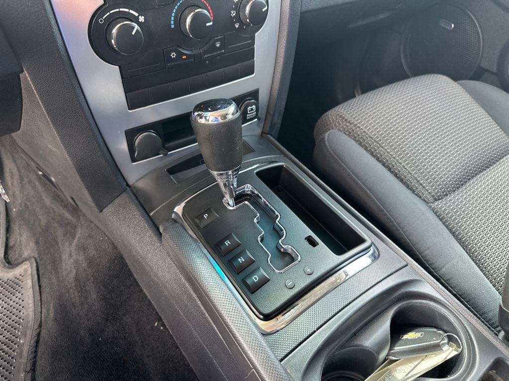 2008 Jeep Commander Sport
