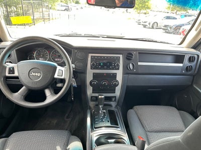2008 Jeep Commander Sport