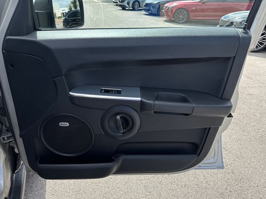 2008 Jeep Commander Sport