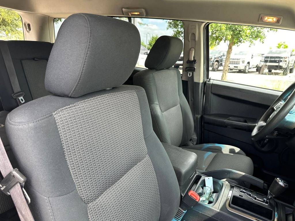 2008 Jeep Commander Sport