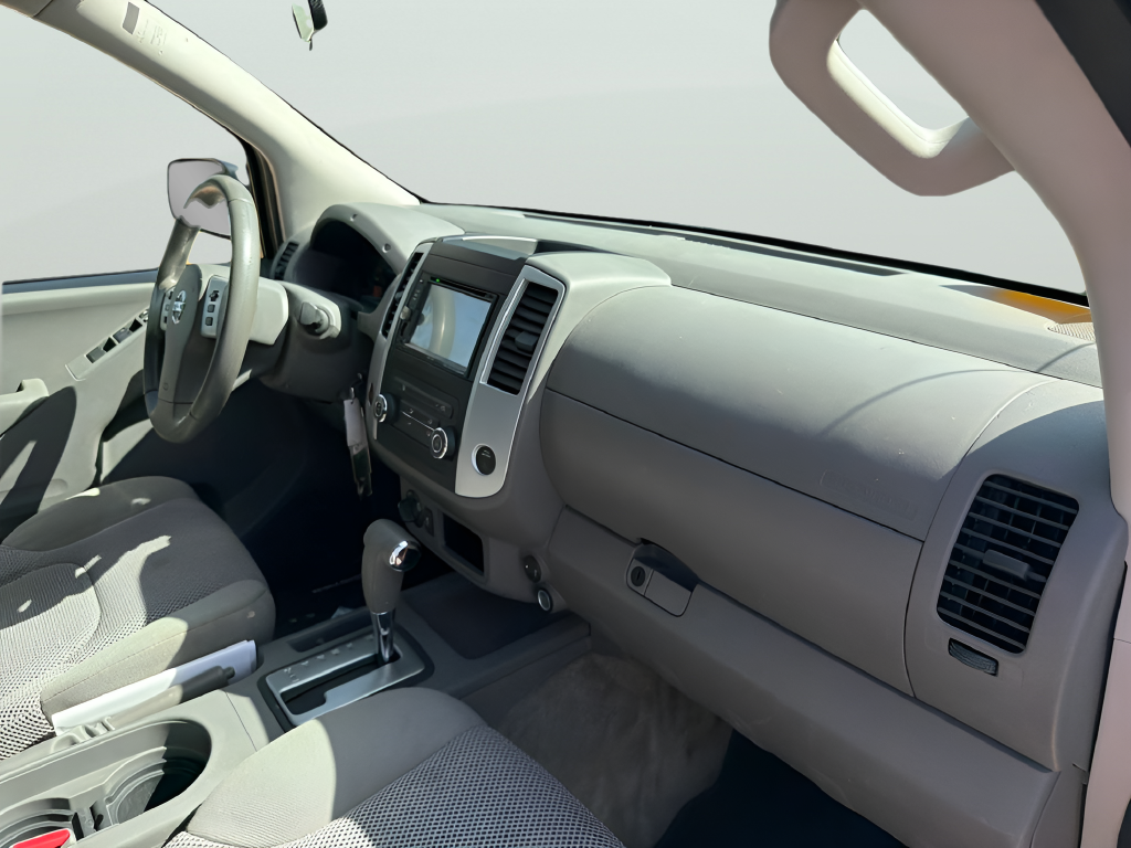 2017 Nissan Frontier SV