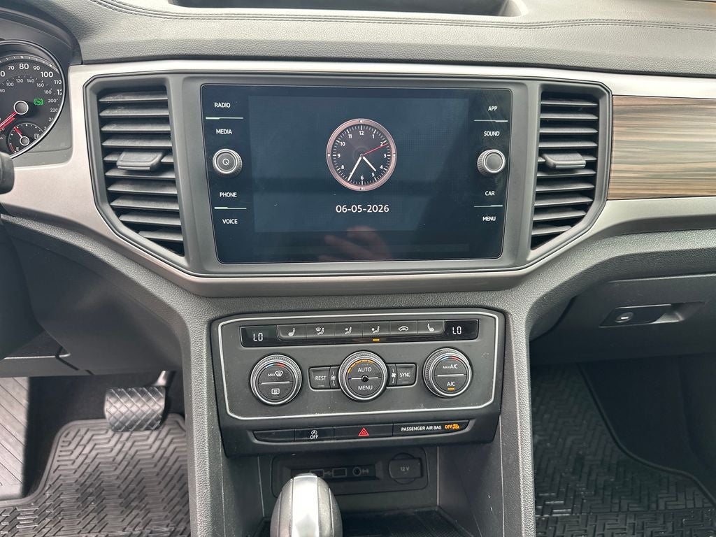 2021 Volkswagen Atlas 3.6L V6 SE w/Technology