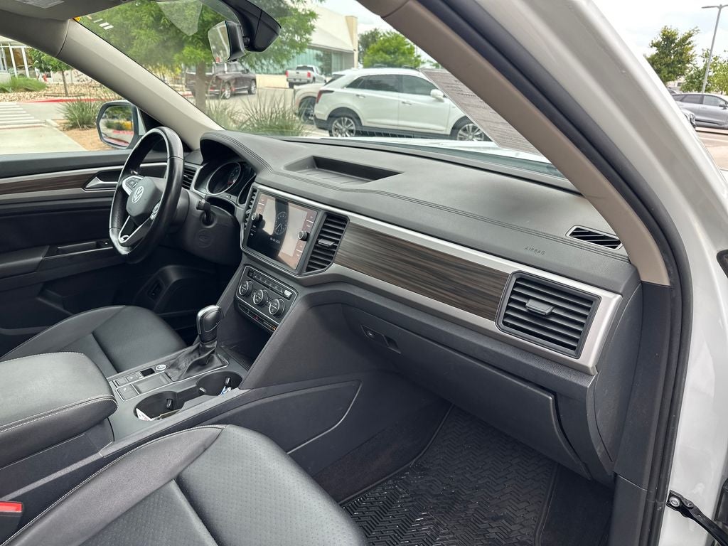2021 Volkswagen Atlas 3.6L V6 SE w/Technology