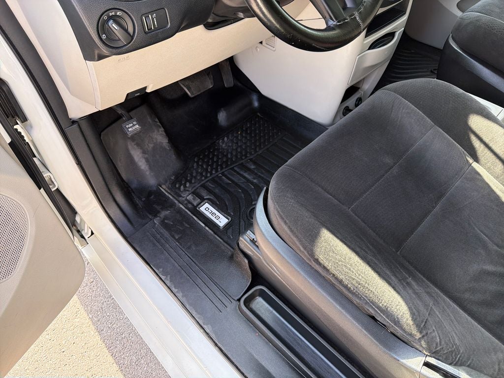 2012 Dodge Grand Caravan SE/AVP