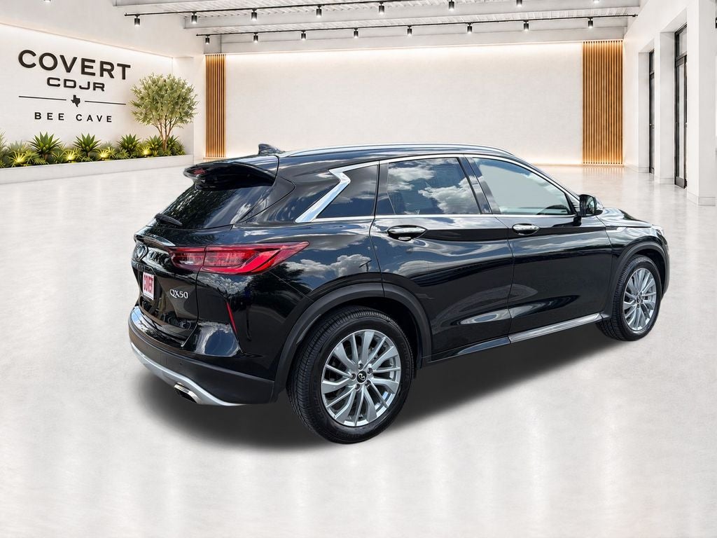 2024 INFINITI QX50 LUXE