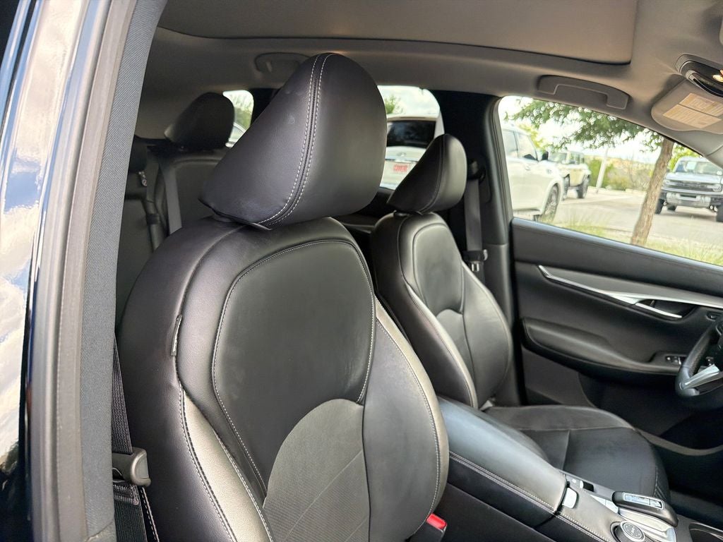 2024 INFINITI QX50 LUXE