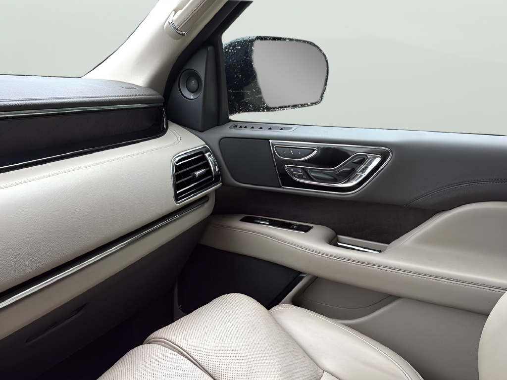 2022 Lincoln Navigator L Reserve