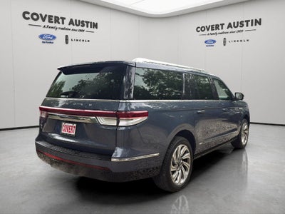2022 Lincoln Navigator L Reserve